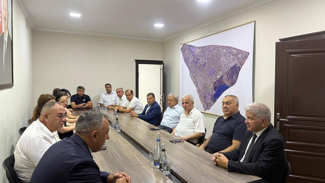Xırdalan Bələdiyyəsində "Qərbi Azərbaycana Qayıdış məsələsi Heydər Əliyev ideyalarına söykənir" mövzusunda görüş keçirilib.
