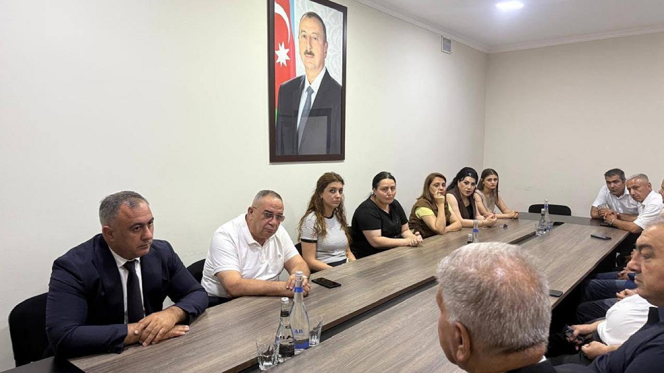 Xırdalan Bələdiyyəsində "Qərbi Azərbaycana Qayıdış məsələsi Heydər Əliyev ideyalarına söykənir" mövzusunda görüş keçirilib.